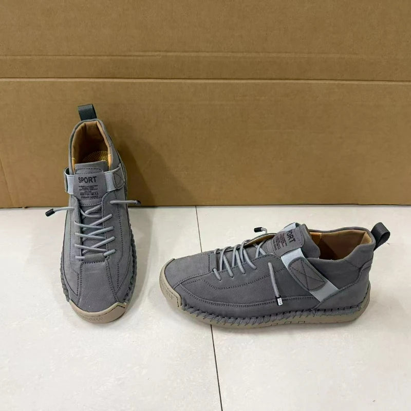 Unisex retro slip-on loafers made of PU leather by Jelieora Venture, featuring a classic design with a sleek finish.