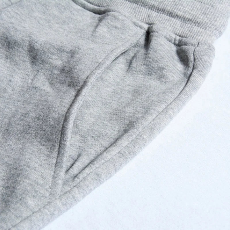 Men's fleece jogger sweatpants by Jelieora Venture, showing soft fabric, elastic waistband, and relaxed fit for comfortable casual wear.