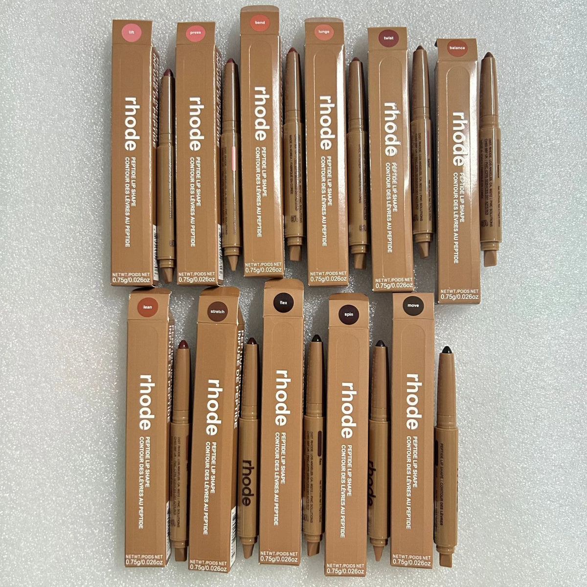 Jelieora Venture Haili Lip Liner with peptide, double-headed, silky lip makeup pencil showing smooth tip and sleek design