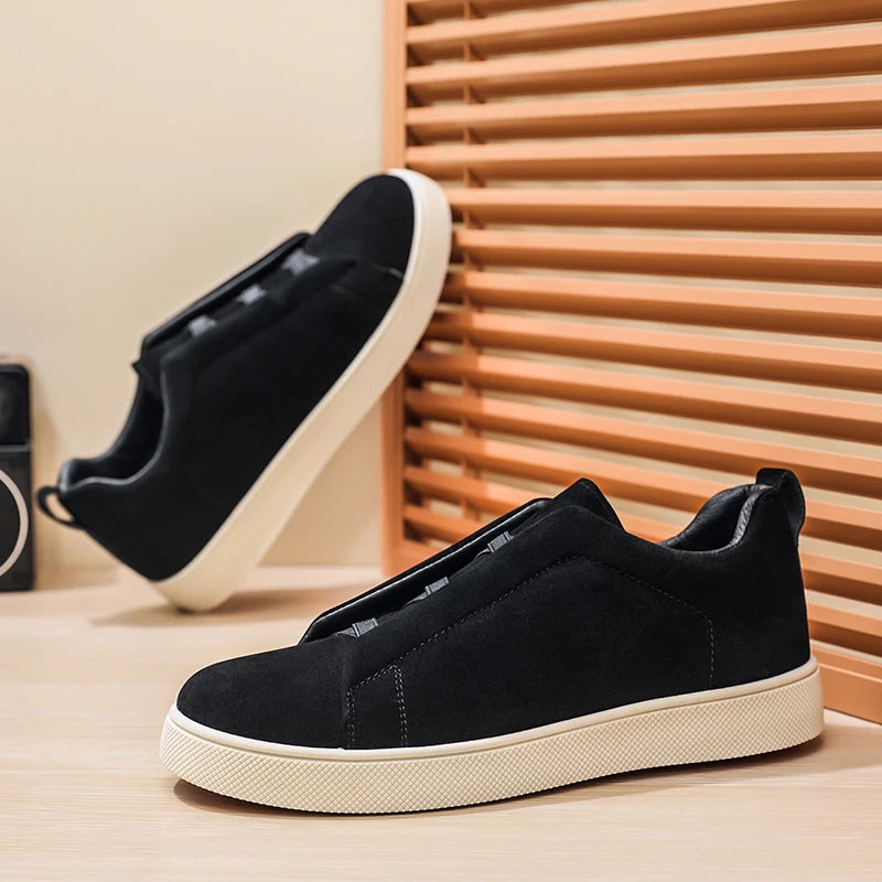 Men's suede leather casual shoes with thick soles from Jelieora Venture, featuring a stylish design and comfortable fit.