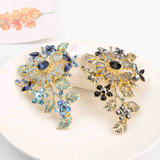 Elegant Rhinestone Flower Brooch – Add Sparkle to Your Wedding and Special Events