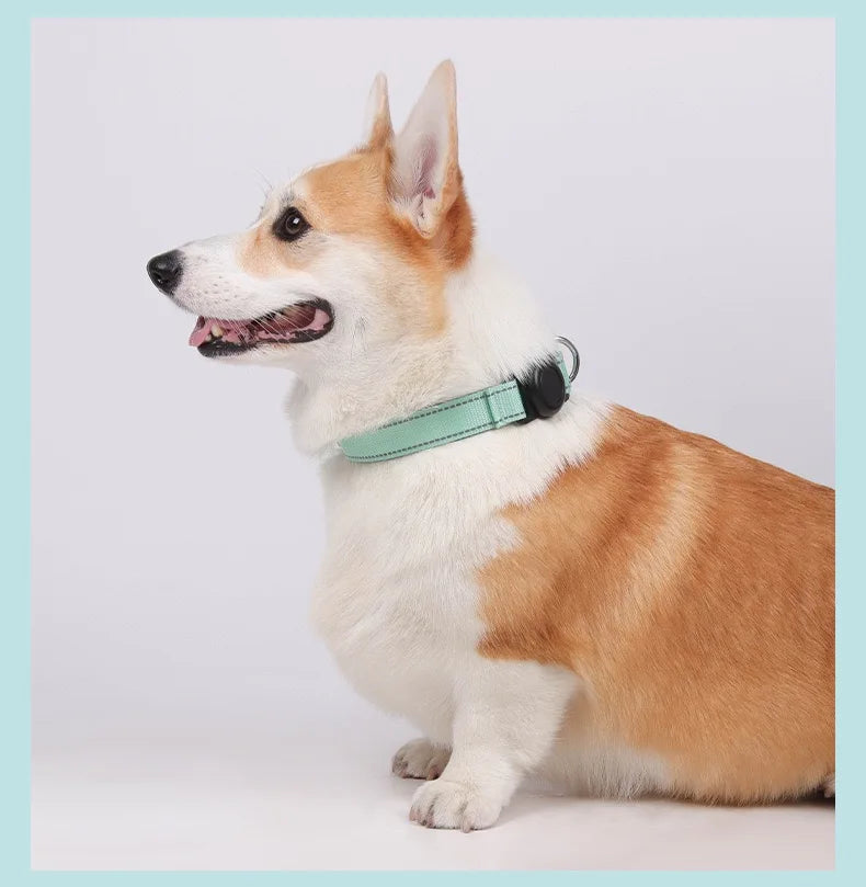Artificial grass dog toilet by Jelieora Venture, showing a realistic, lush green surface designed for pet waste management.