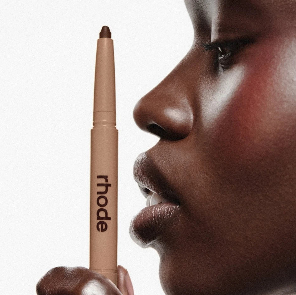 Jelieora Venture Haili Lip Liner Peptide Lip Shape double-headed silky lip makeup product with precise application tips.