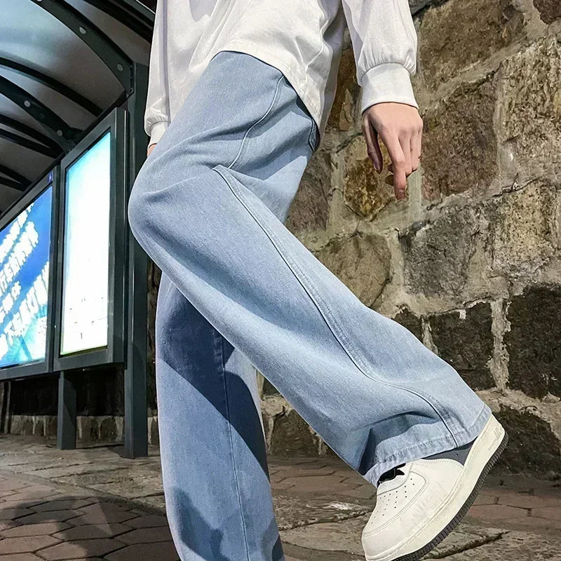 Men's wide-leg streetwear jeans by Jelieora Venture featuring relaxed fit and classic denim style.