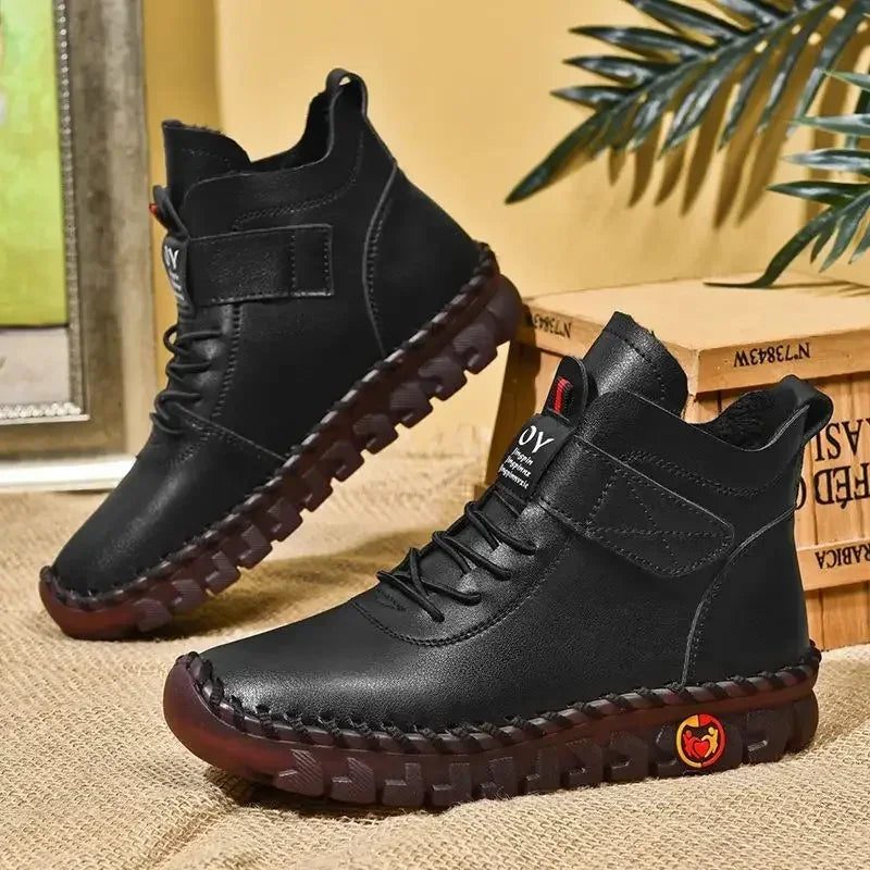 Women's waterproof ankle snow boots with faux fur lining by Jelieora Venture, showcasing their stylish winter footwear design.