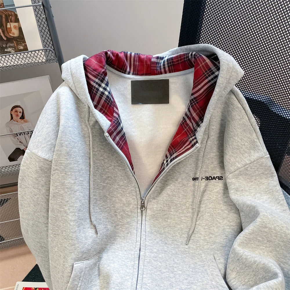 Jelieora Venture retro plaid zip hoodie cardigan with front pockets, featuring a classic red and black checkered pattern.