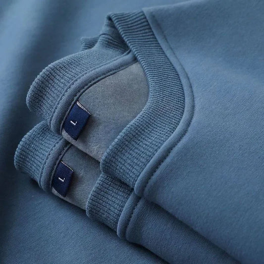 Jelieora Venture oversized unisex fleece sweatshirt in soft fabric, featuring a relaxed fit and cozy style.