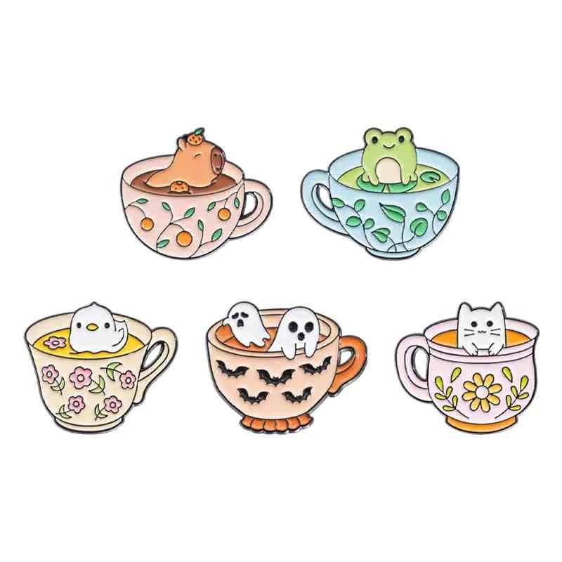 Cute Animals Enamel Pins Set: Adorable Cat & Capybara Badges for Every Outfit