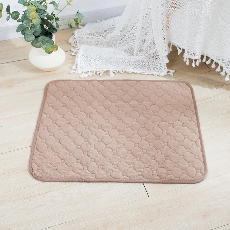 Jelieora Venture reusable dog pee pad blanket with absorbent layers, designed for puppy training, pet beds, and car seat protection.