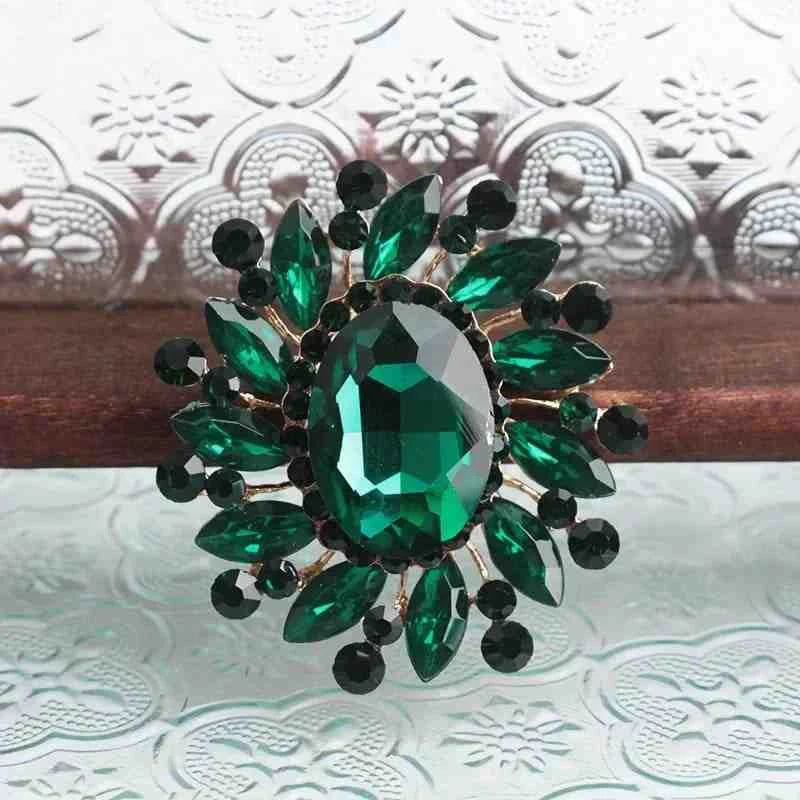 Elegant Rhinestone Flower Brooch – Add Sparkle to Your Wedding and Special Events