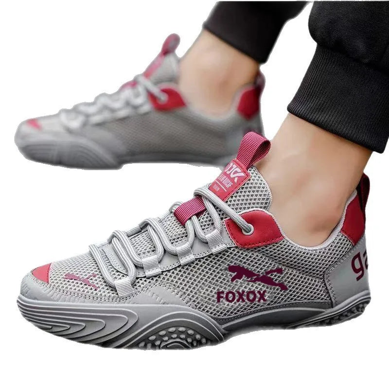 Men's mesh running trainers by Jelieora Venture with breathable mesh uppers and athletic sole, designed for comfort and performance.