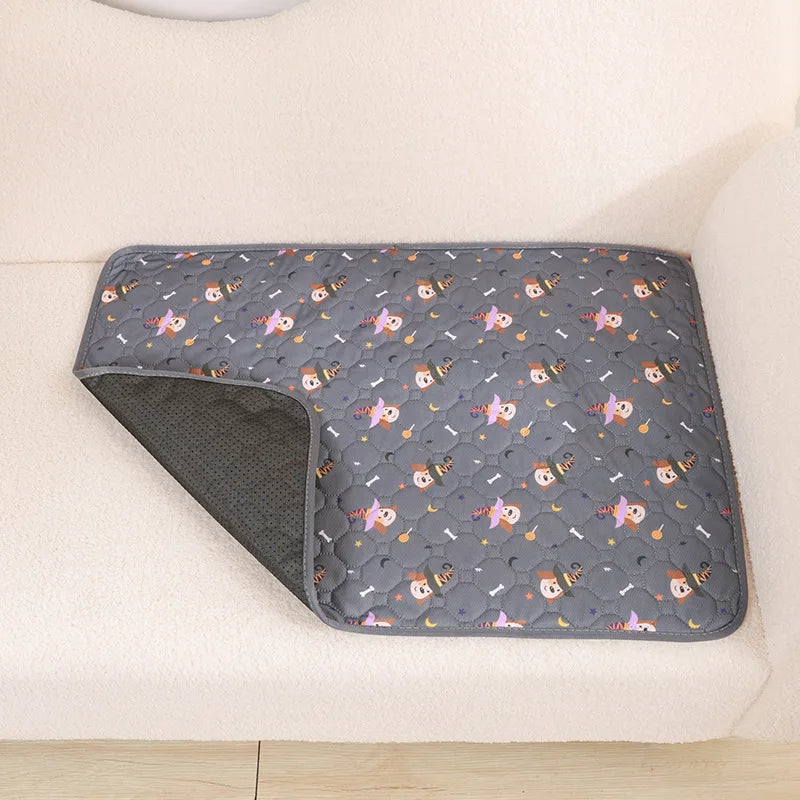 Jelieora Venture reusable dog pee pad blanket with absorbent surface, ideal for puppy training, pet beds, and car seat protection.