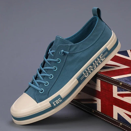 Men's casual fashion trainers by Jelieora Venture, featuring stylish design and comfortable fit, shown in a sleek side view.