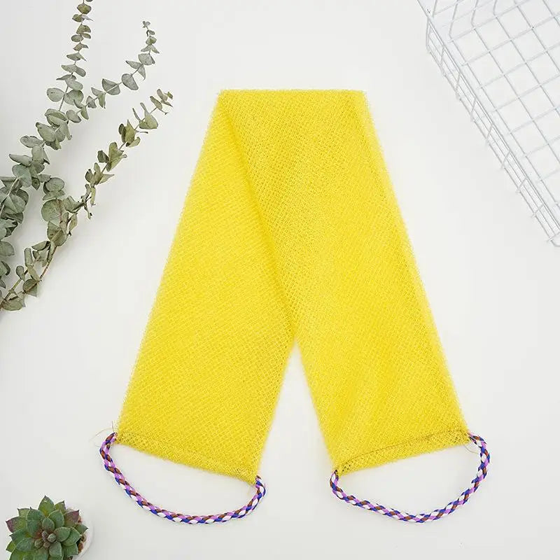 Jelieora Venture African net sponge for exfoliating and scrubbing, showing a foaming bath and shower cleaning body wash cloth.