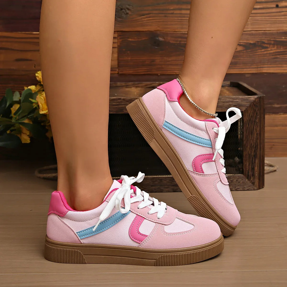 Women's Flat Casual Sports Sneakers | Lace-Up Rubber Sole