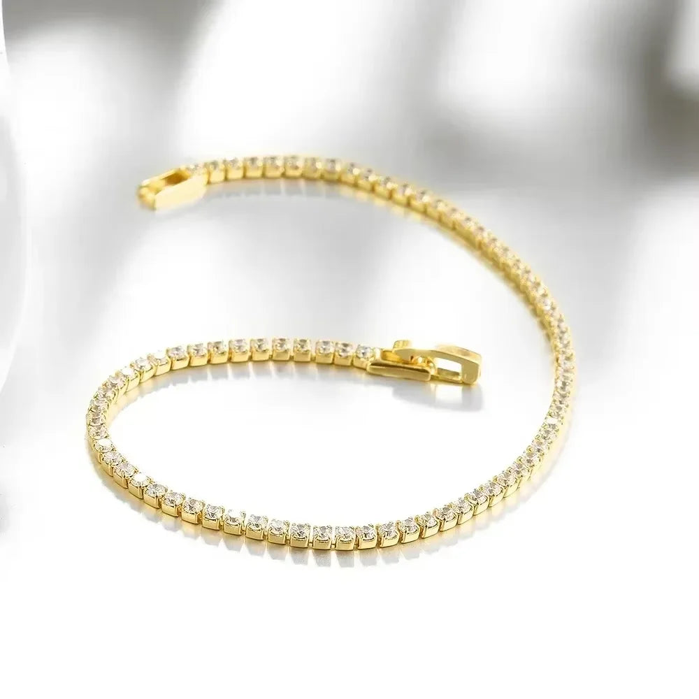 Sterling silver tennis bracelet with zirconia stones, adjustable length from 16cm to 19cm, ideal for anniversary jewelry.