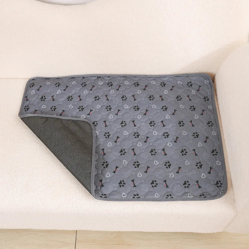 Reusable dog pee pad blanket from Jelieora Venture, absorbent and washable puppy training pad and pet bed for car seats and indoor use.