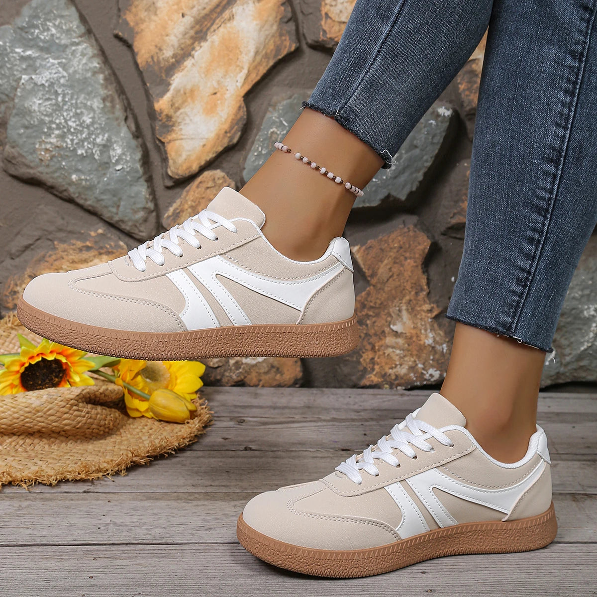 Women's Casual Lace-Up Sneakers | Round Toe Comfortable Walking Trainers