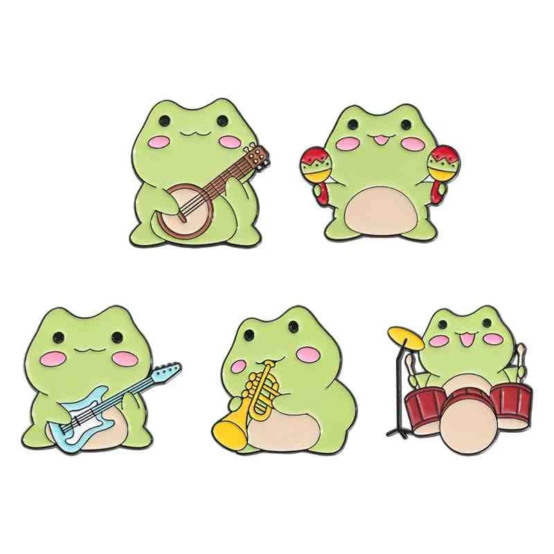 Cute Animals Enamel Pins Set: Adorable Cat & Capybara Badges for Every Outfit
