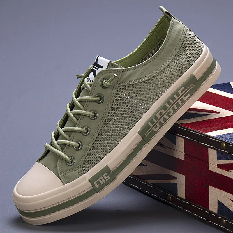 Men's casual fashion trainers by Jelieora Venture, featuring stylish design and comfortable fit, shown in a sleek side view.